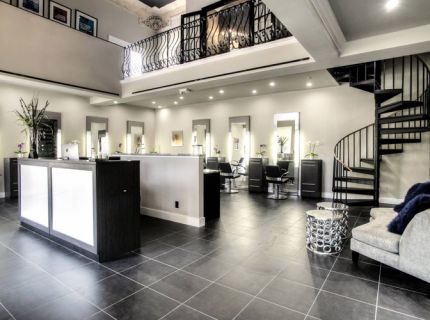 Derek the Salon
