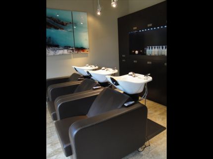 Sundara Salon
