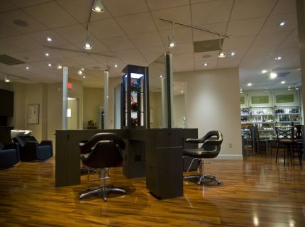 Puffer’s Salon and Day Spa
