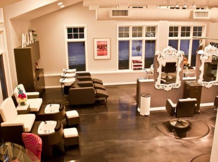 Aqua Hair Studio
