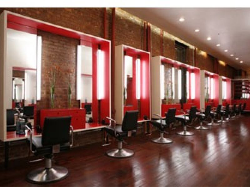 Stuart Hirsch Lite Touch Salon
 1