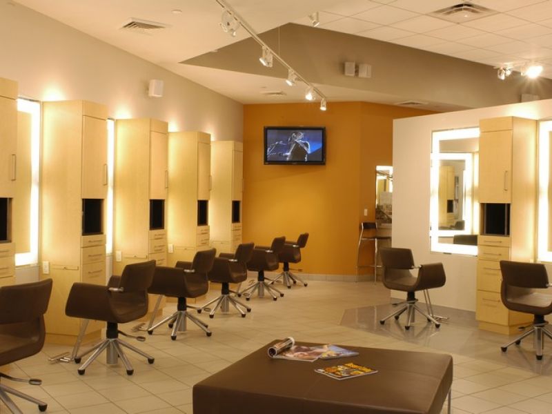 Tagglio Salon
 1
