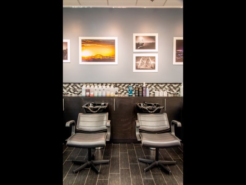 Bastian Salon
 1