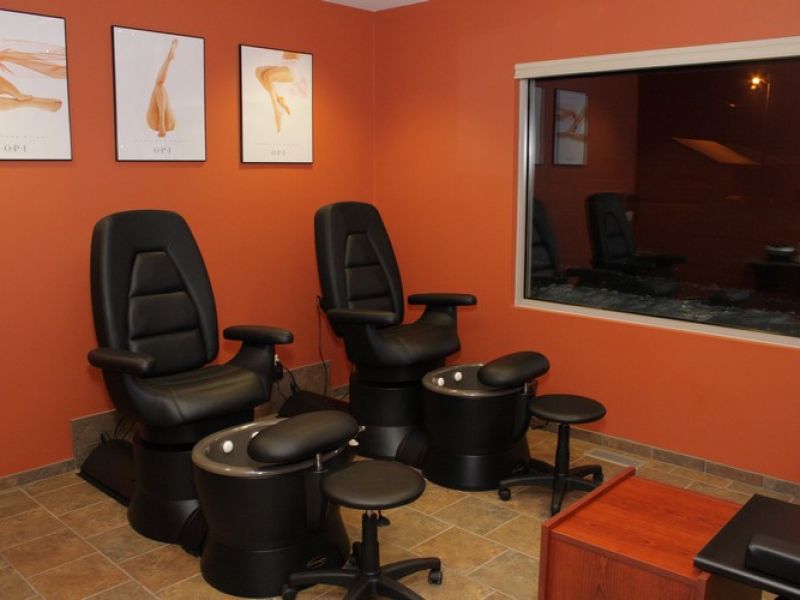 A Cut Above Salon
 1