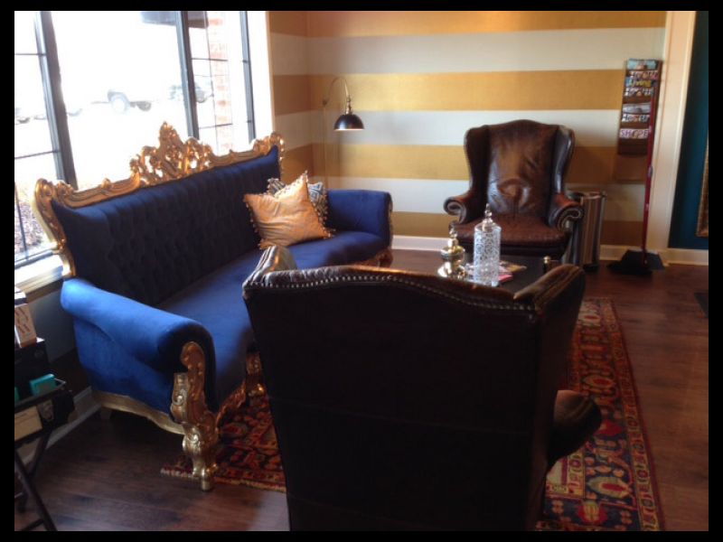 Coco’s Style Lounge
 1