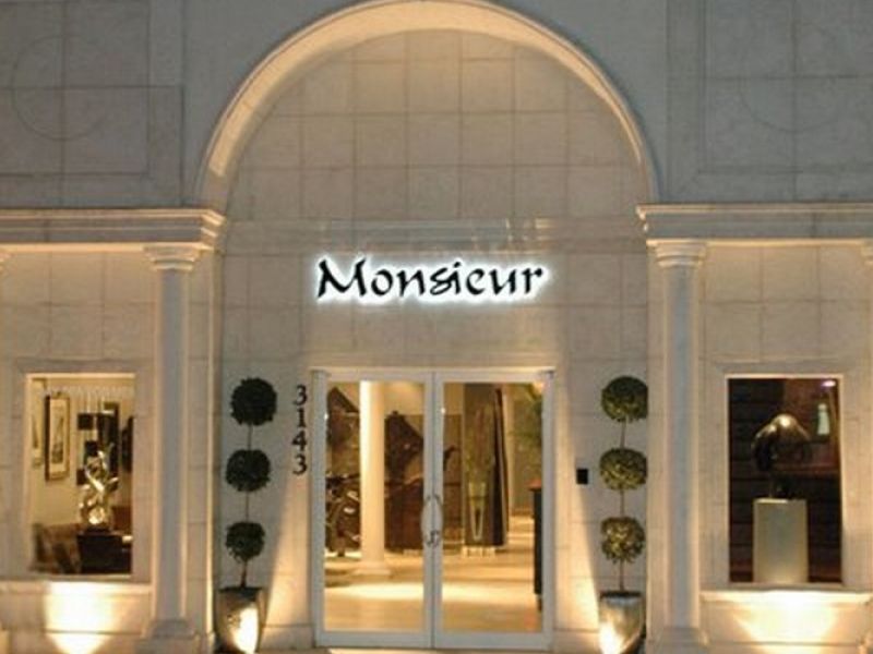 Monsieur
 1