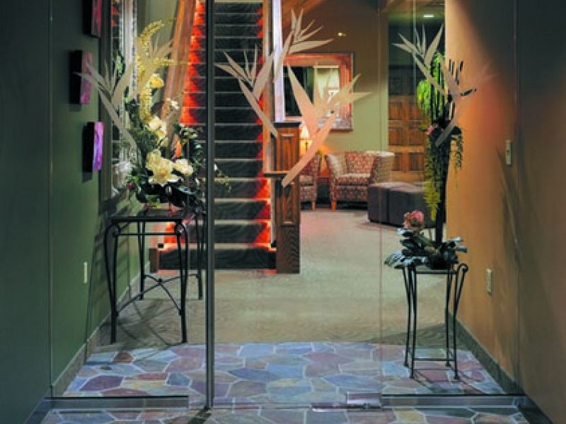 Allure Day Spa & Hair Design
 1