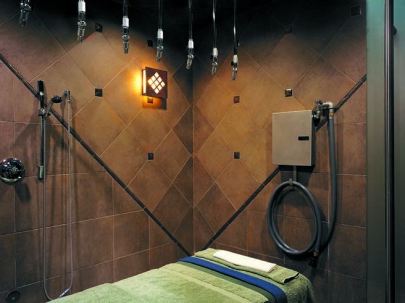 Allure Day Spa & Hair Design
 1