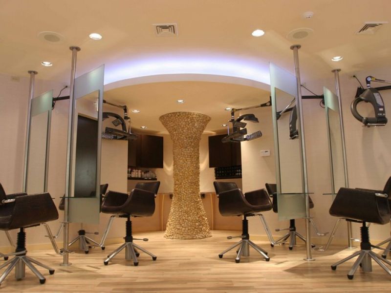 Peter Conte Salon & Spa
 1