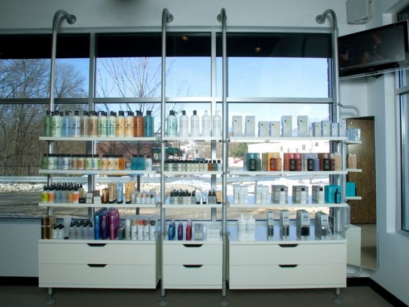 Element Six Salon & Spa
 1