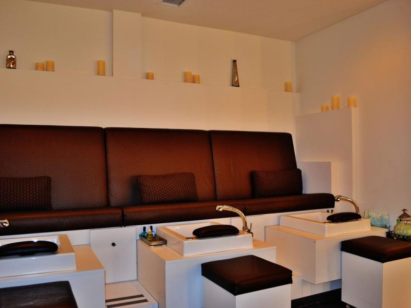 Salon Von De
 1
