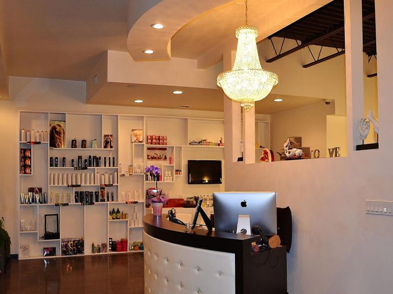 Salon Von De
 1