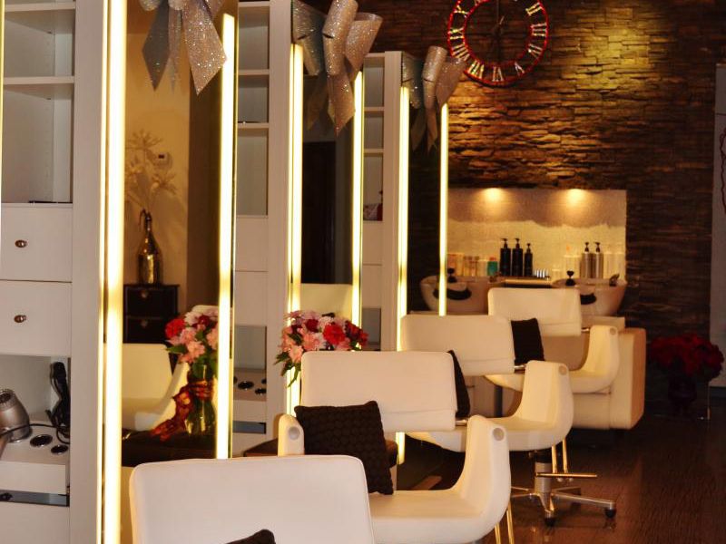 Salon Von De
 1