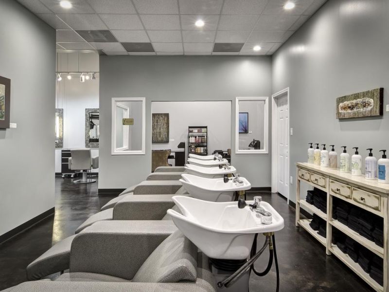 Justin Dall Hair Salon
 1