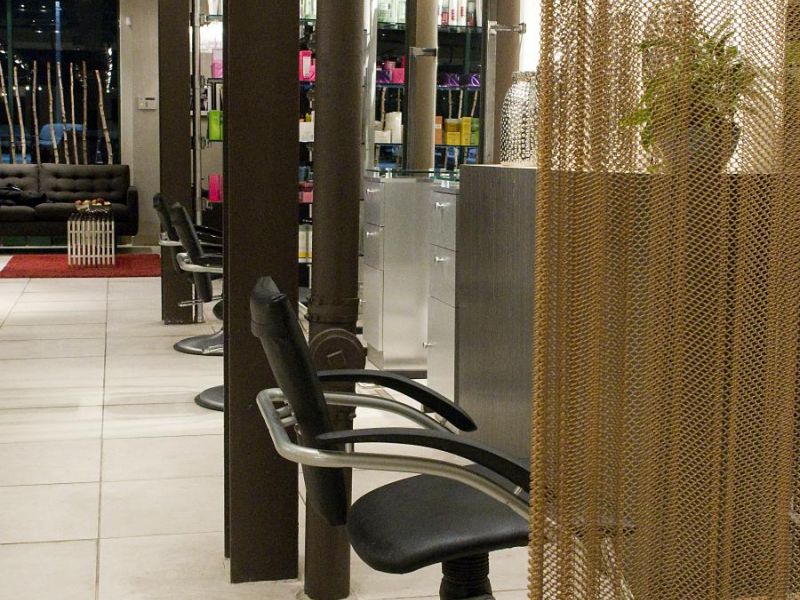I.d. Salon
 1