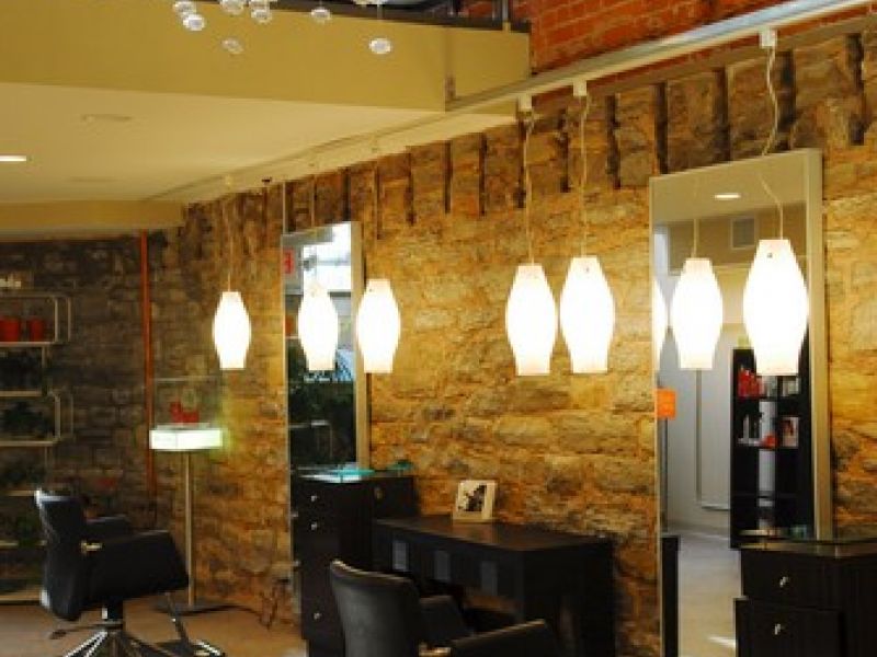 Root Salon
 1