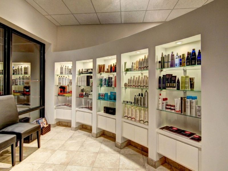 Volume Salon
 1