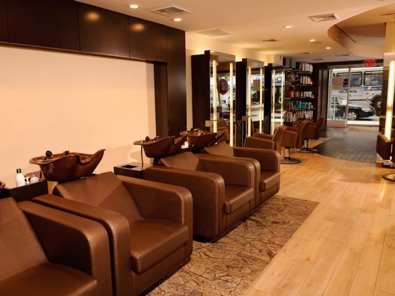 Besu Salon & Spa
 1