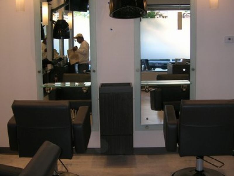 Barrons London Salon
 1