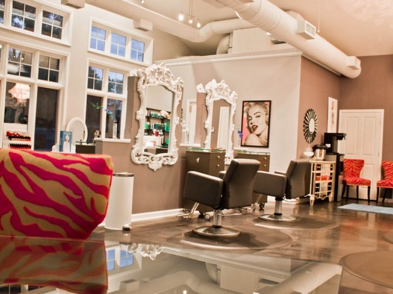 Aqua Hair Studio
 1