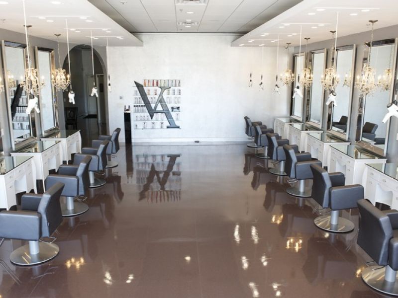 Von Anthony Salon
 1