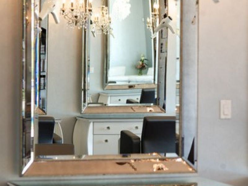 Von Anthony Salon
 1