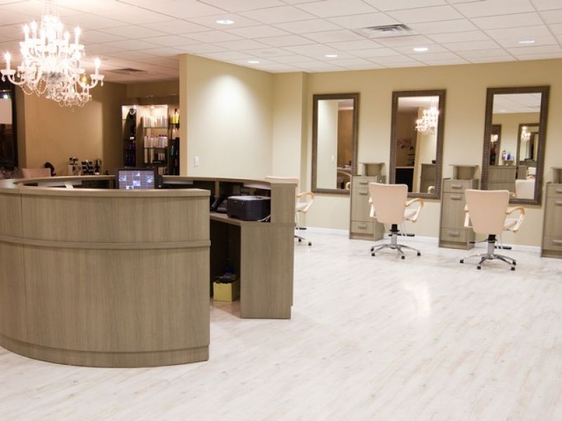 LaCole Salon & Spa
 1